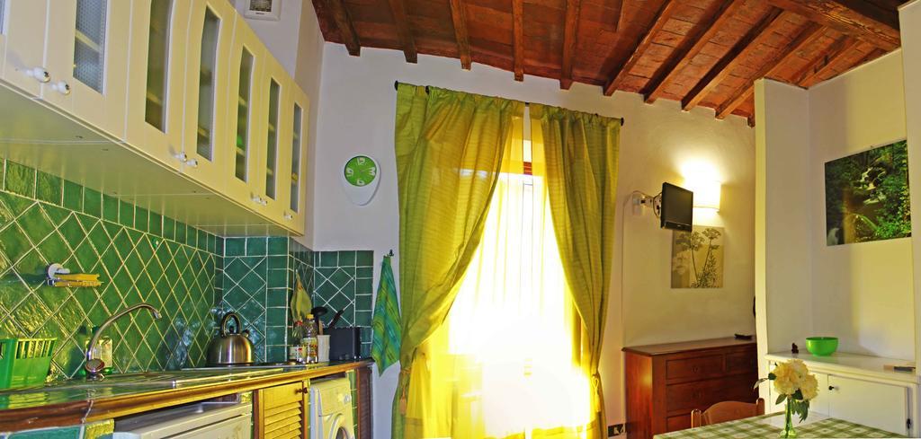 Max Studios Florence Bilik gambar