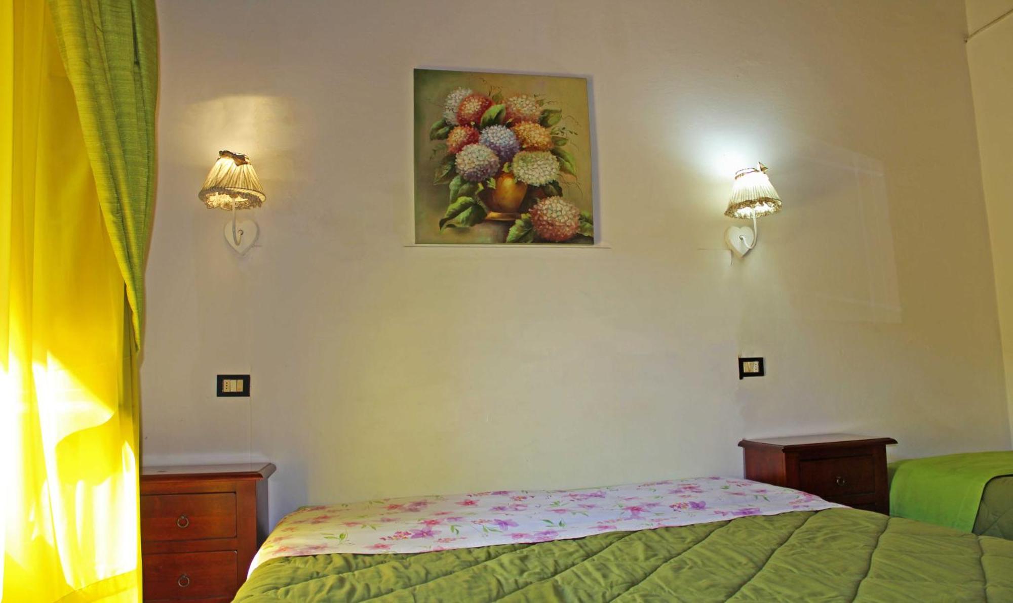 Max Studios Florence Bilik gambar