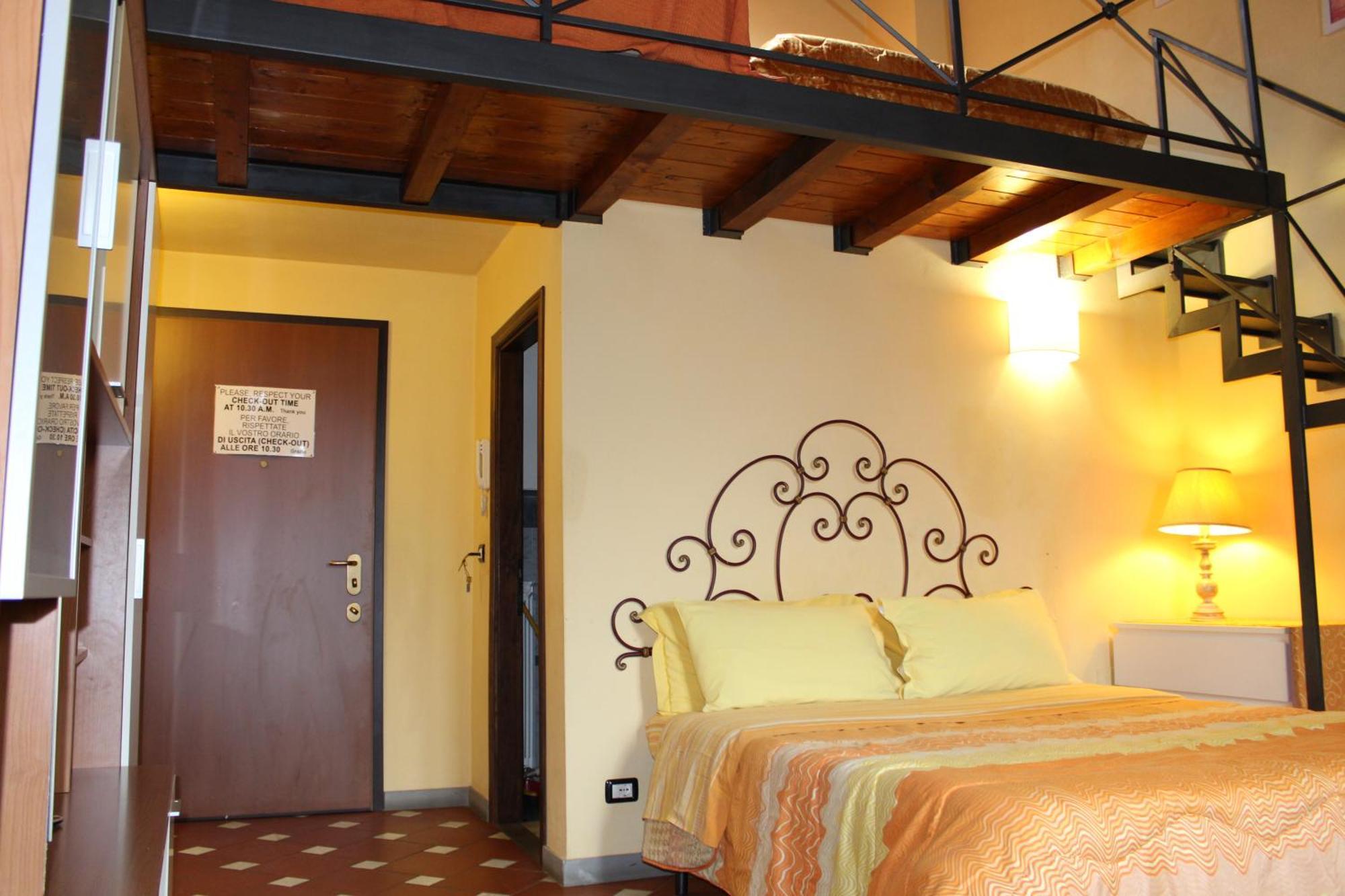 Max Studios Florence Bilik gambar