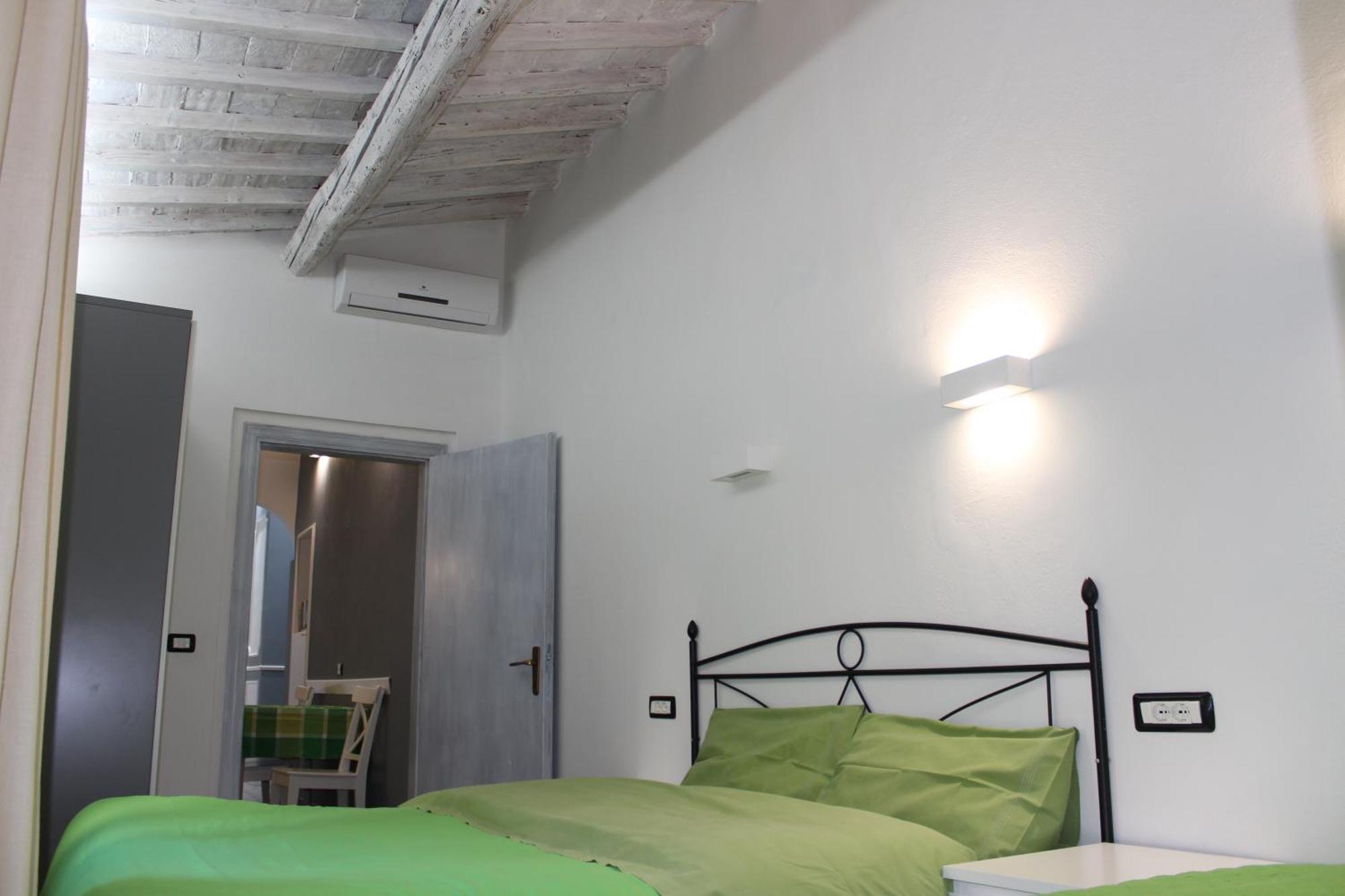 Max Studios Florence Luaran gambar
