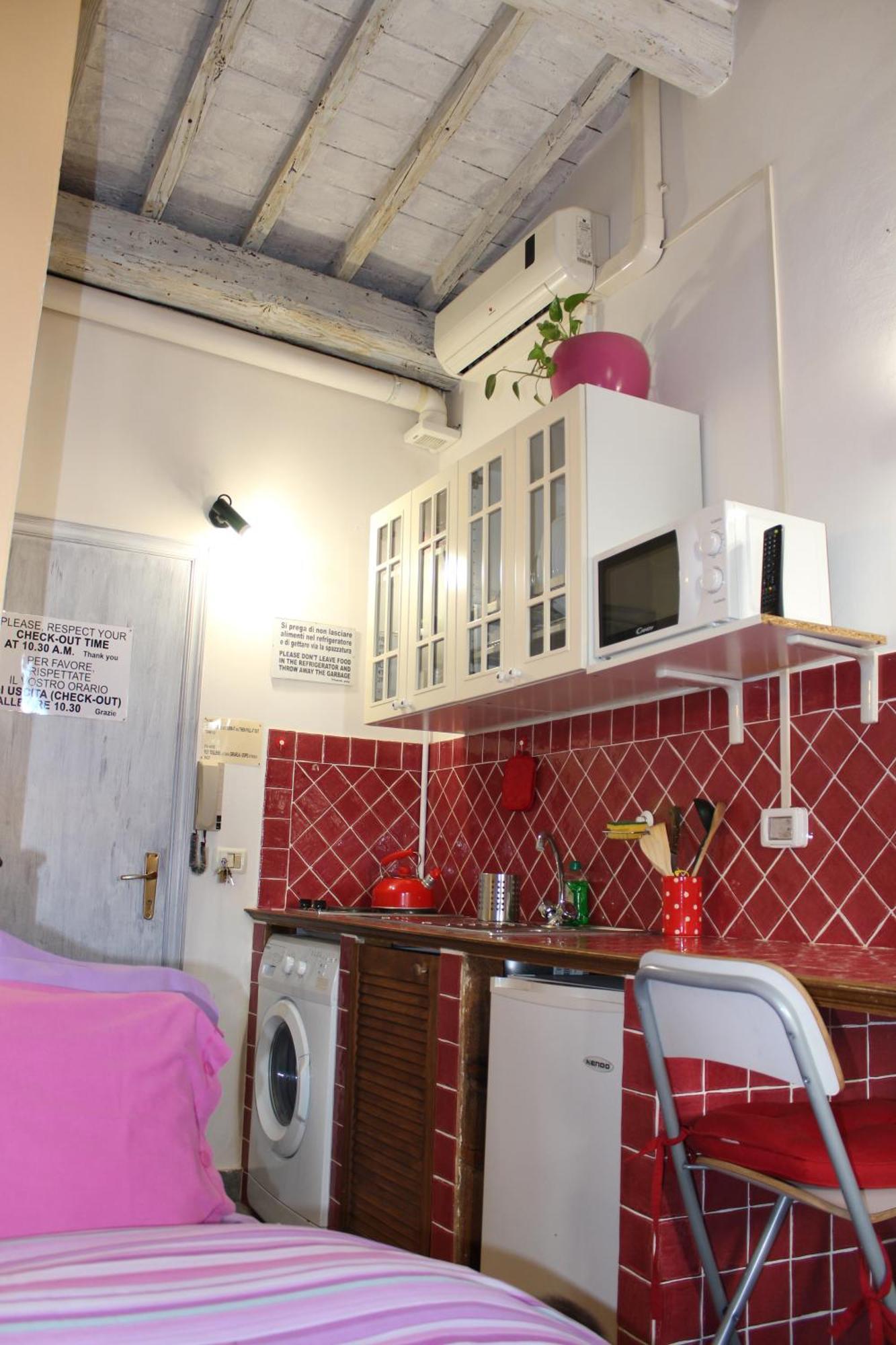 Max Studios Florence Luaran gambar