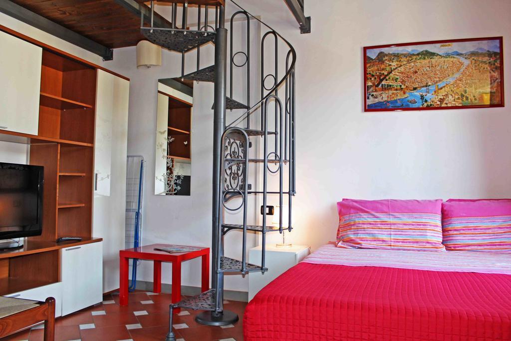 Max Studios Florence Luaran gambar